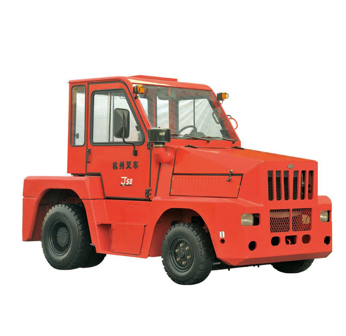 産品圖片-3.5-8噸内燃牽引車(chē)（前側）